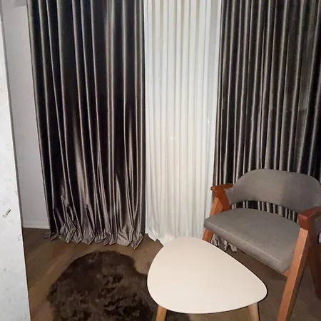 Euro Hotel *